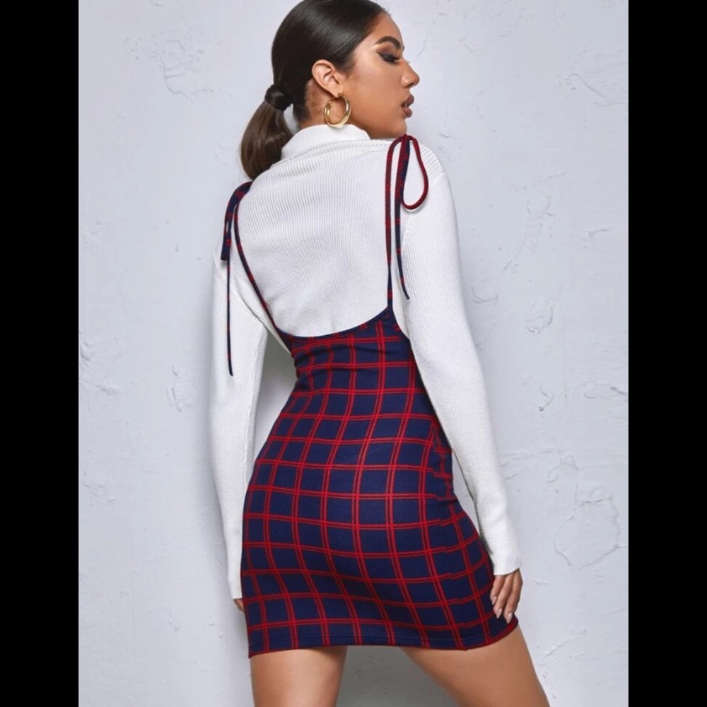 Plaid Overall Dress - Picture 2 of 5